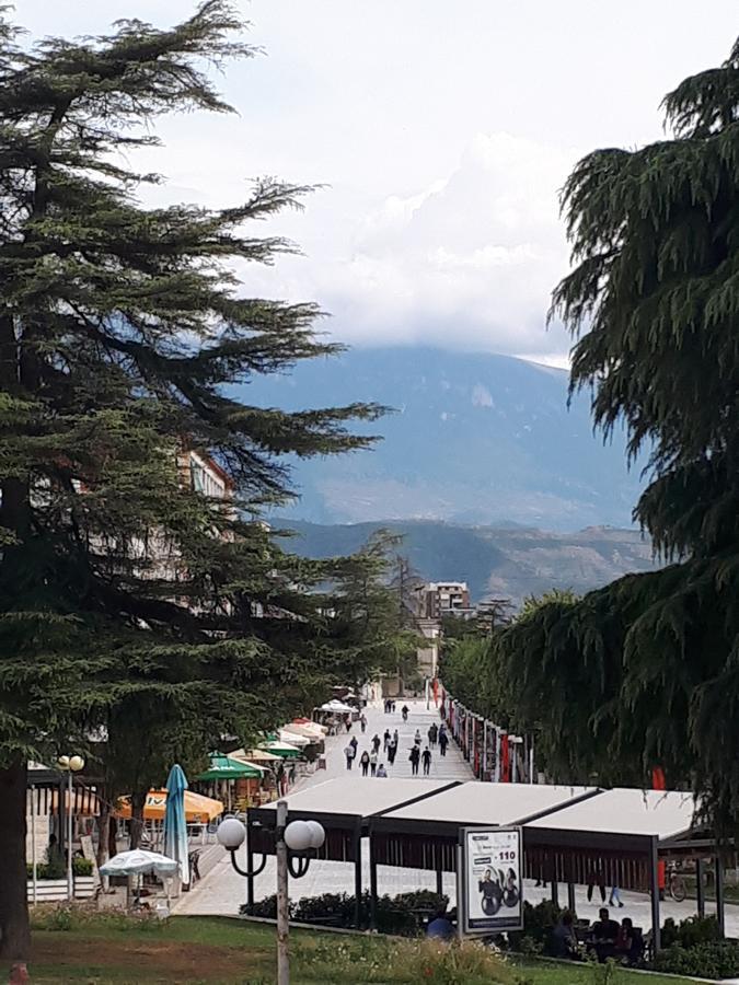 Hotel Omer Berat Exterior photo