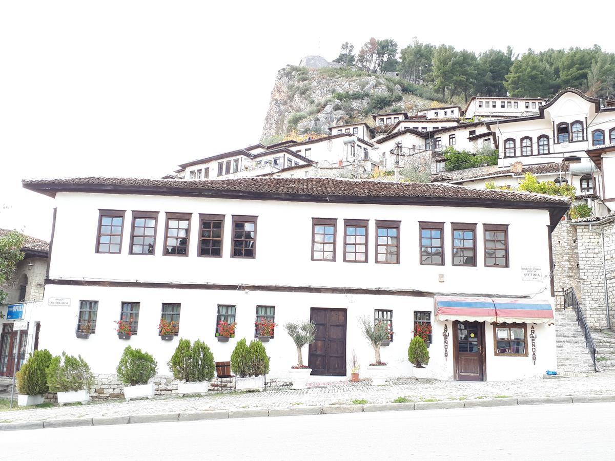 Hotel Omer Berat Exterior photo